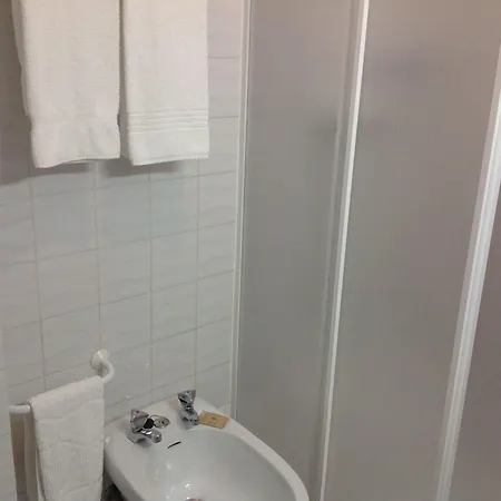 Ribeiro ホテル 2*